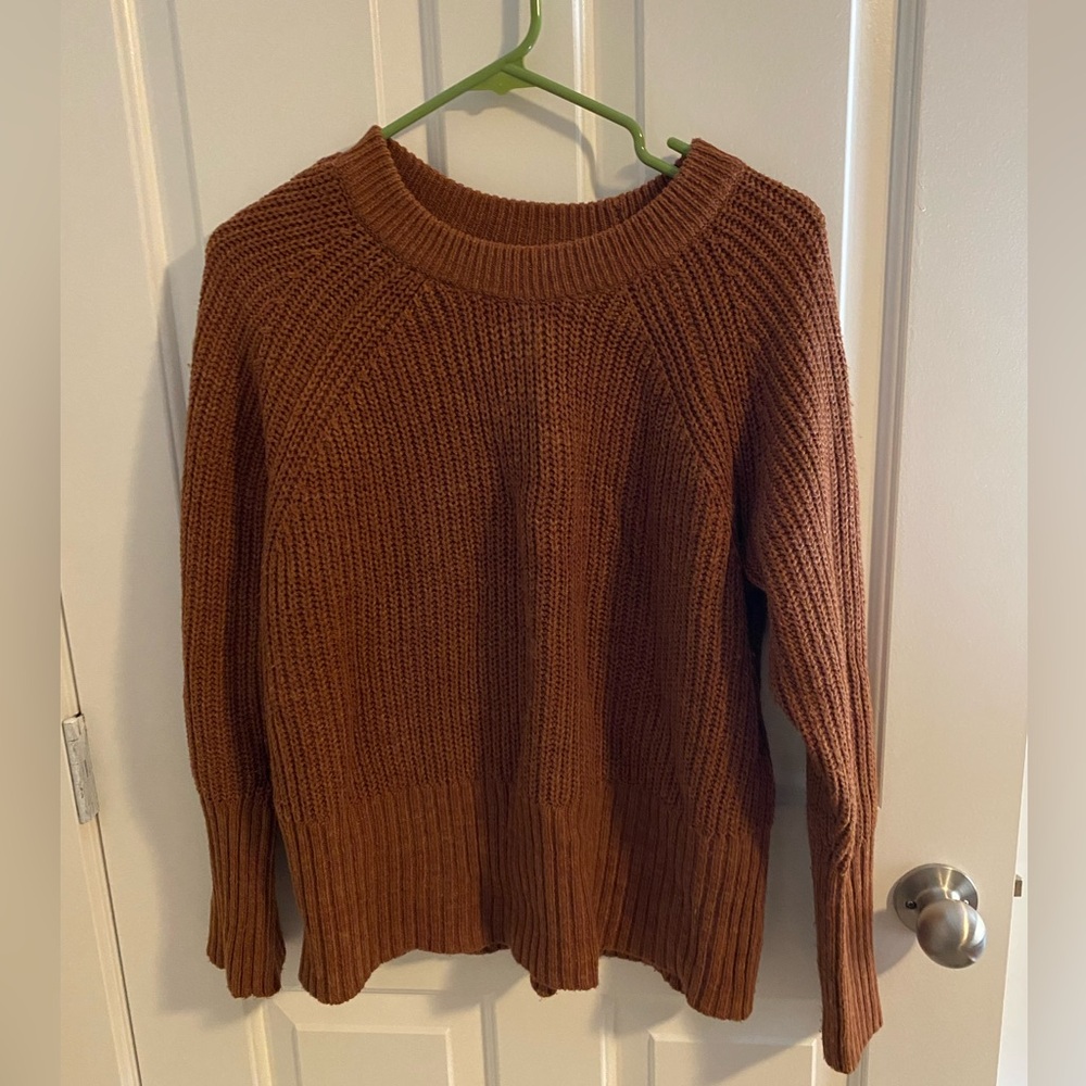 Universal Thread Sweater - Picture 1 of 3